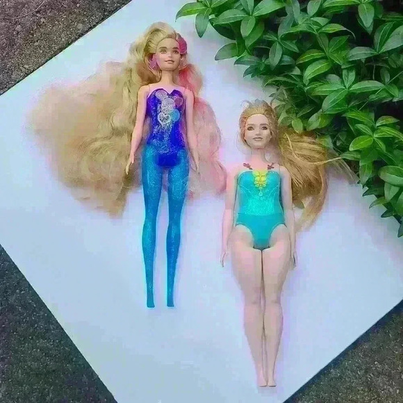 Mattel Barbies lot of 2 color reveal barbie and another one - Picture 1 of 16